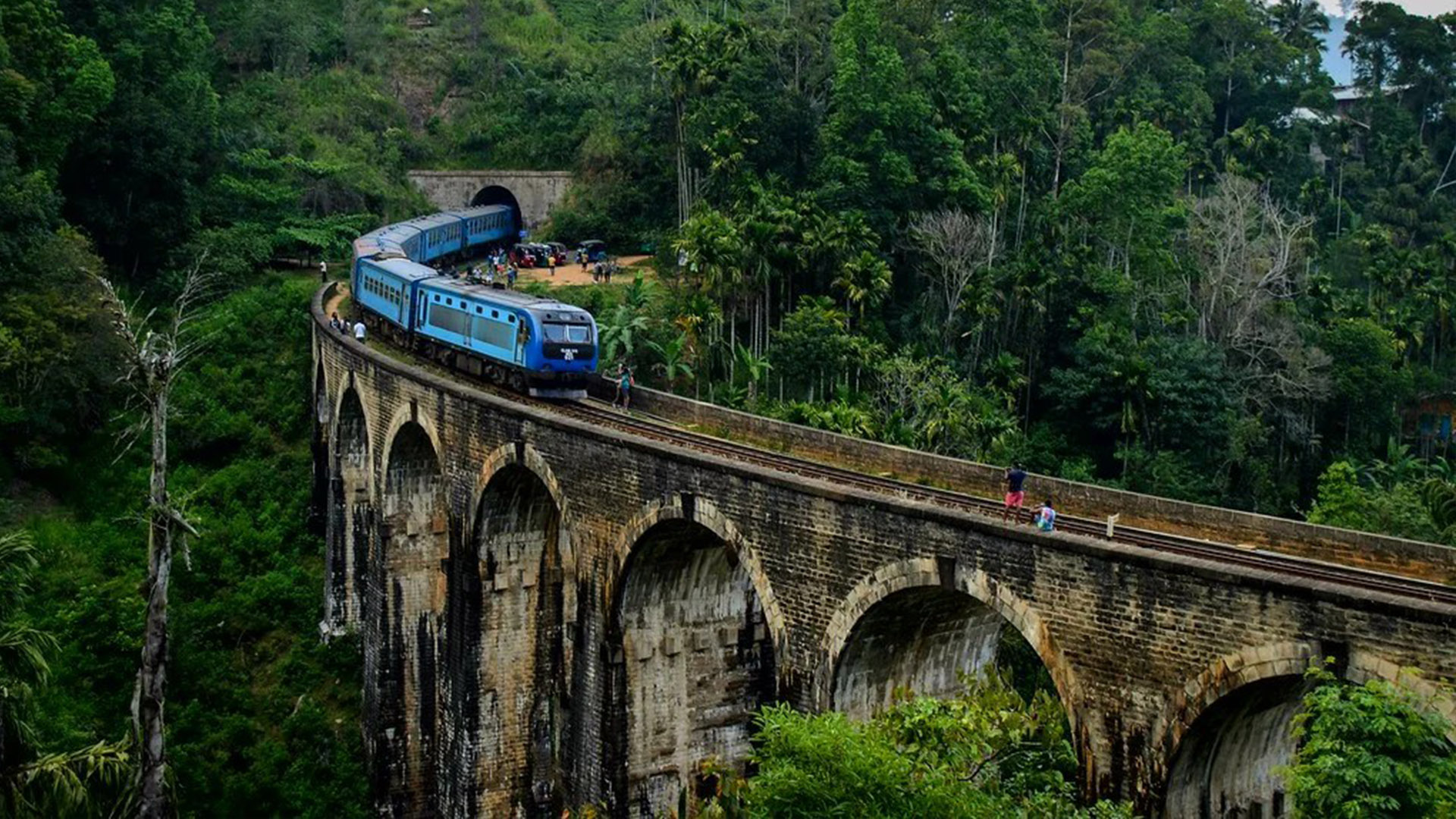 Sri Lanka destination hero 3