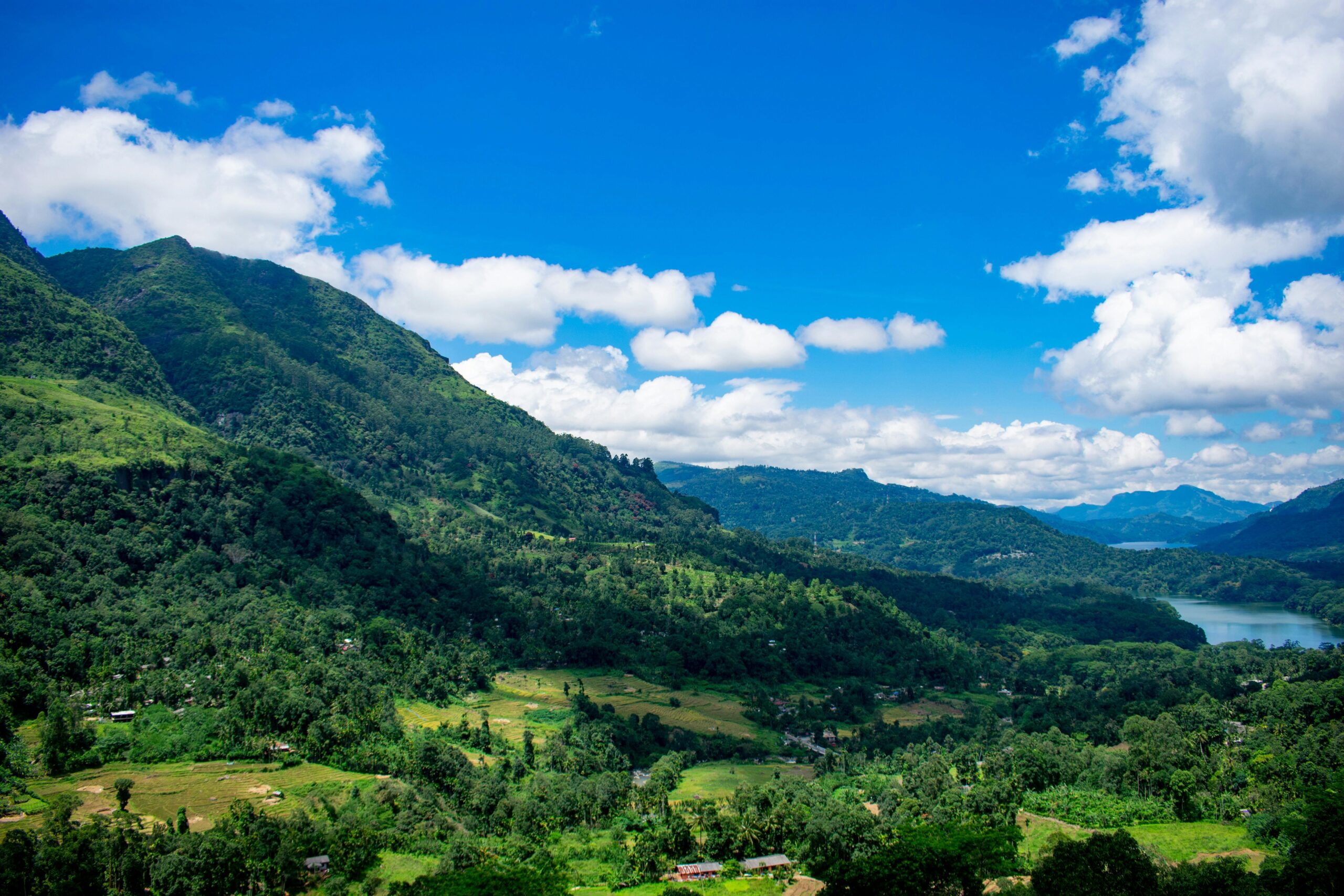 Sri Lanka destination hero 4